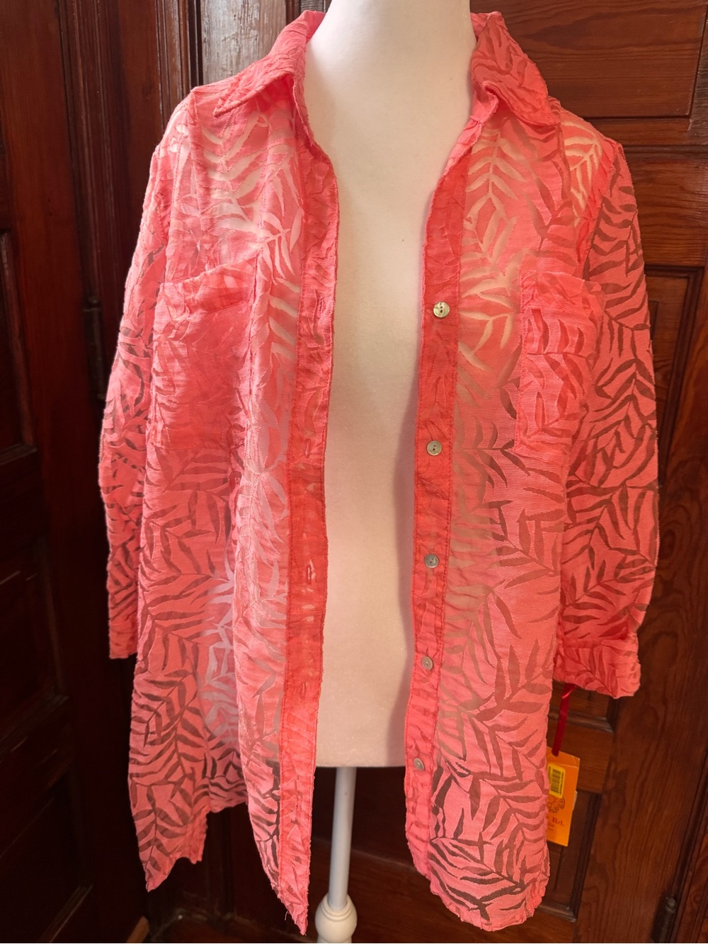 NWT Ruby Rd. Petite Large Coral Burnout Leaf Button Front Tunic Blouse Cover-Up
